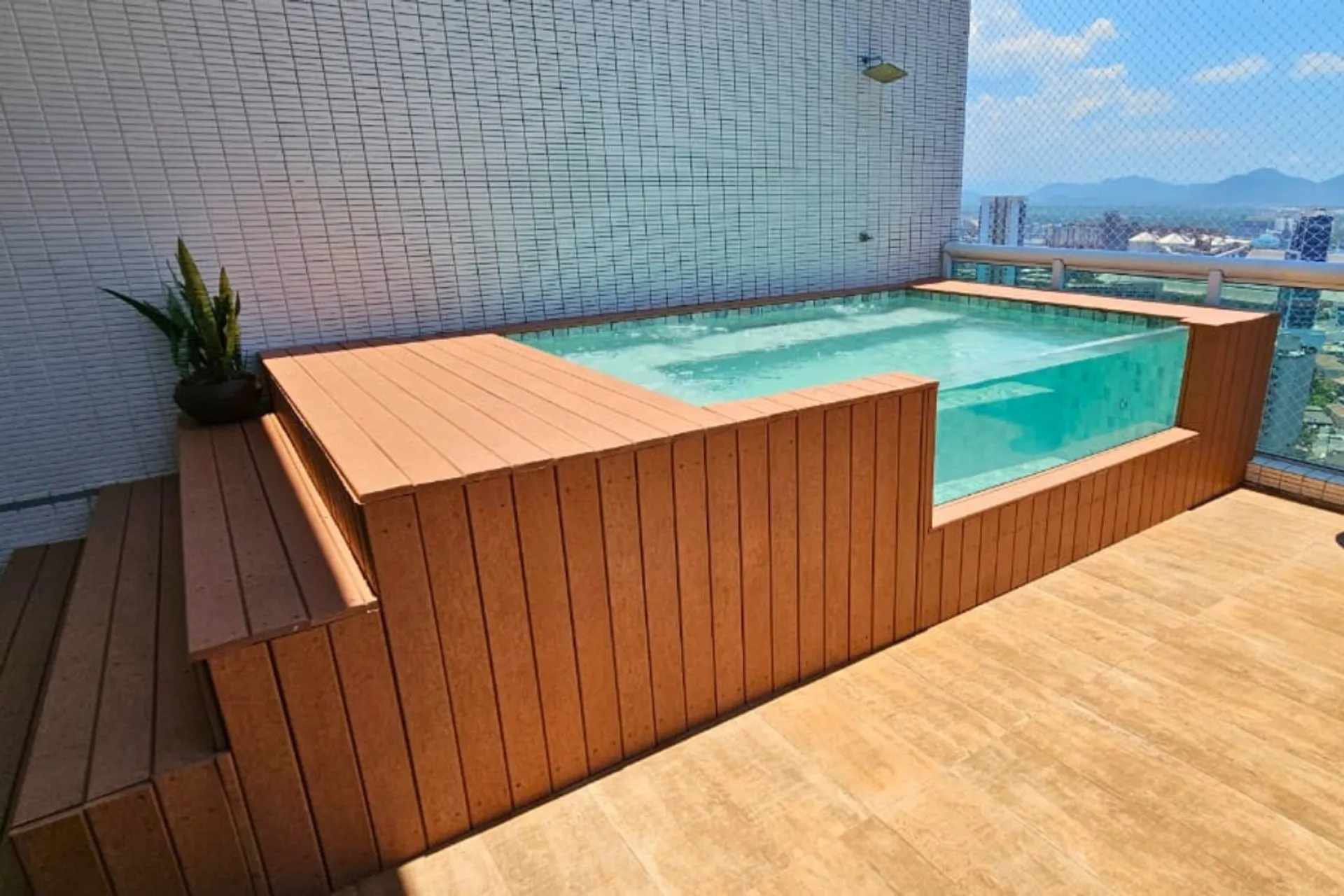 EcoDeck com piscina em rooftop