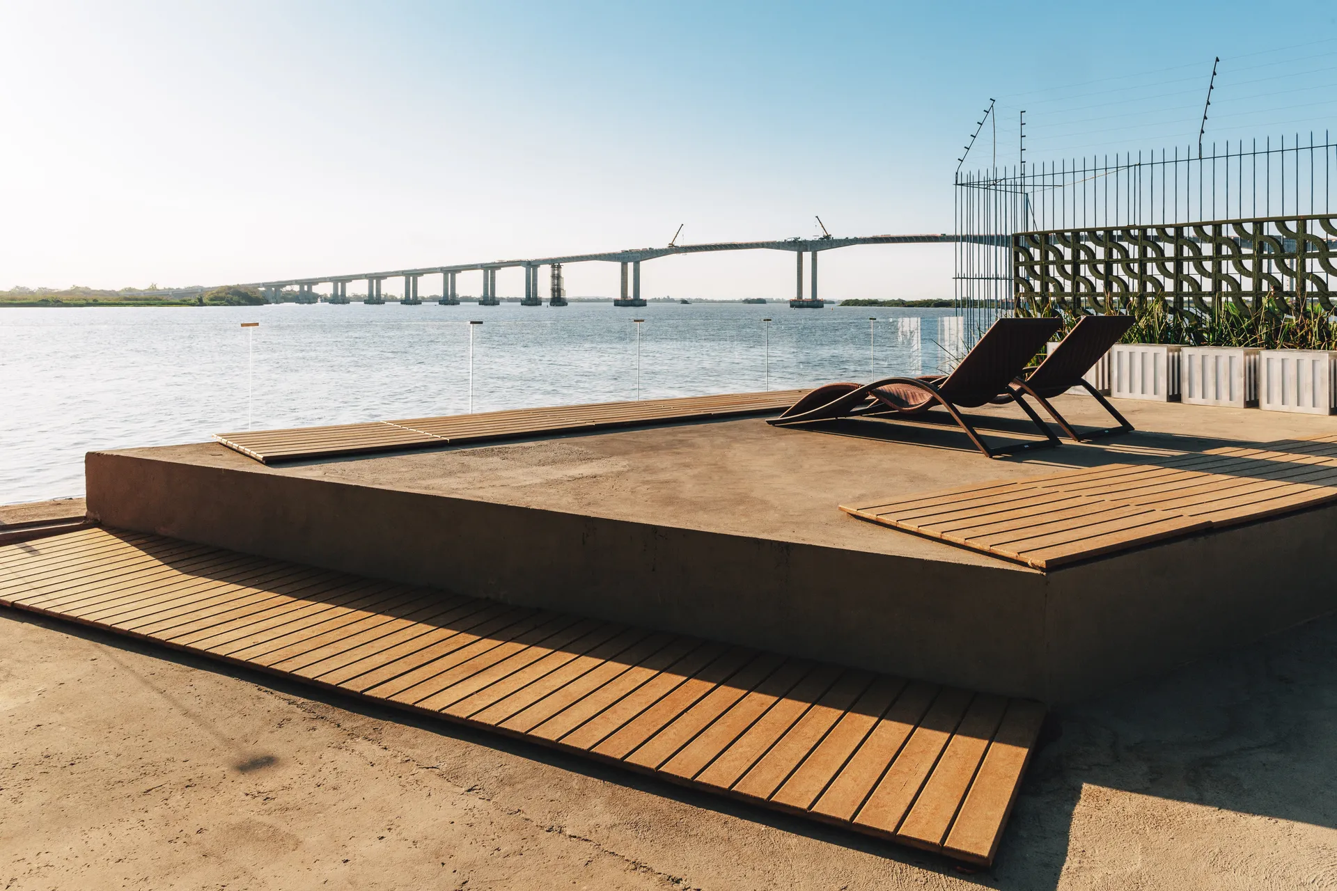 EcoDeck — aplicação em área externa